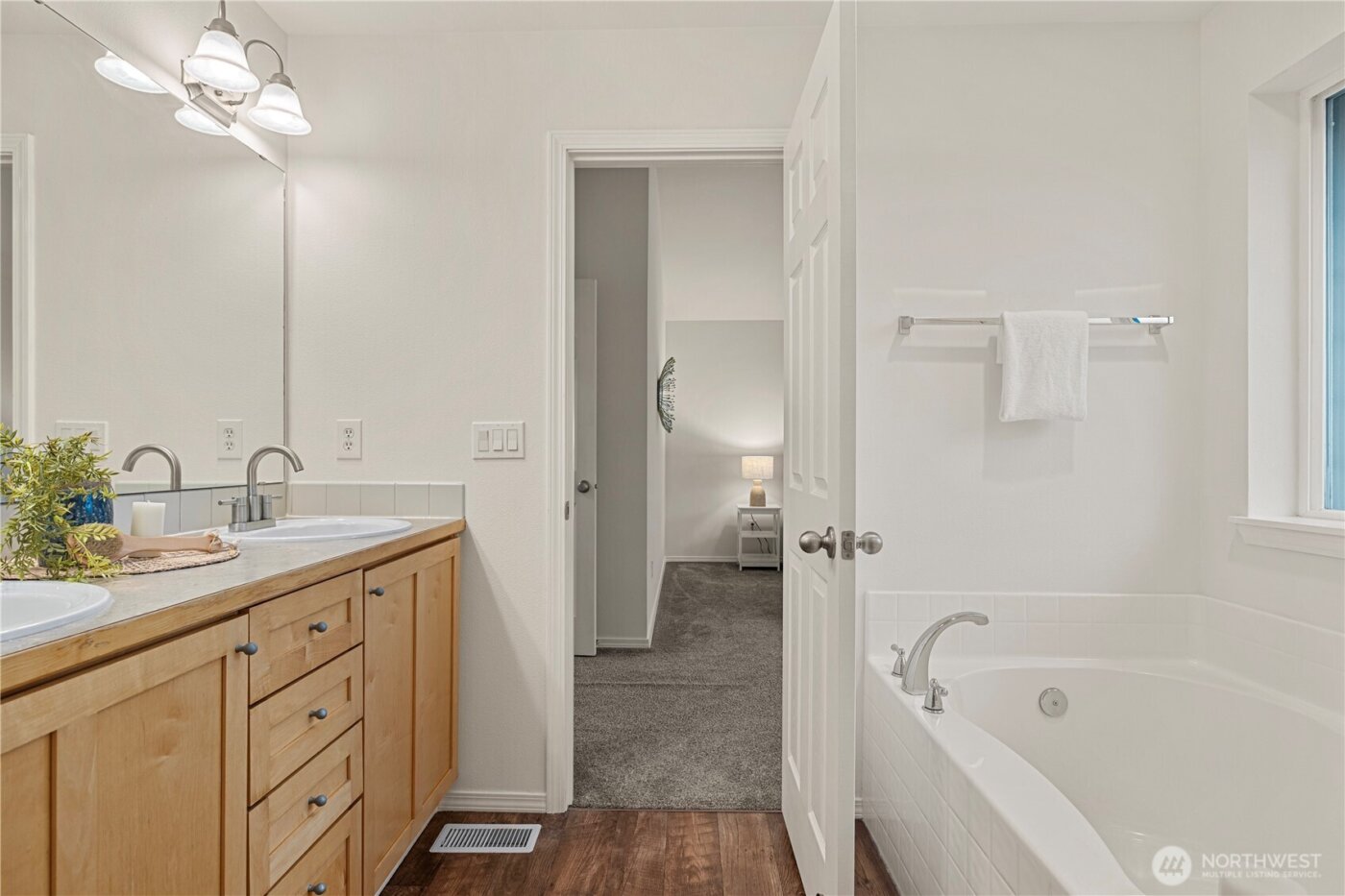 319 Shadow Place SE, Renton, WA 98059-7059