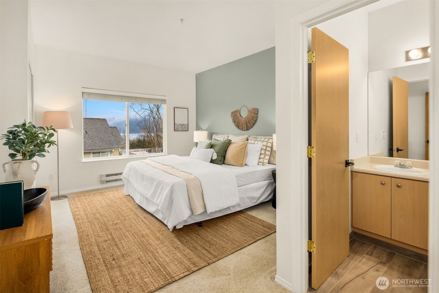 14723 1st Lane NE #102, Duvall, WA 98019