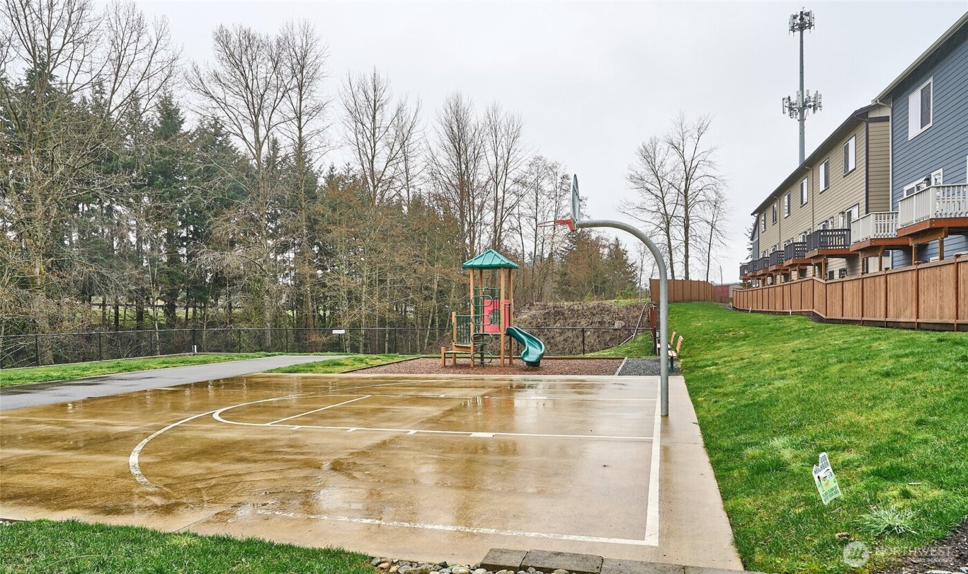 9618 19th Avenue SE #C, Everett, WA 98208