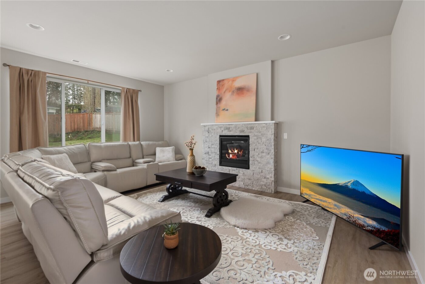 2120 SW Putnam Drive , Oak Harbor, WA 98277