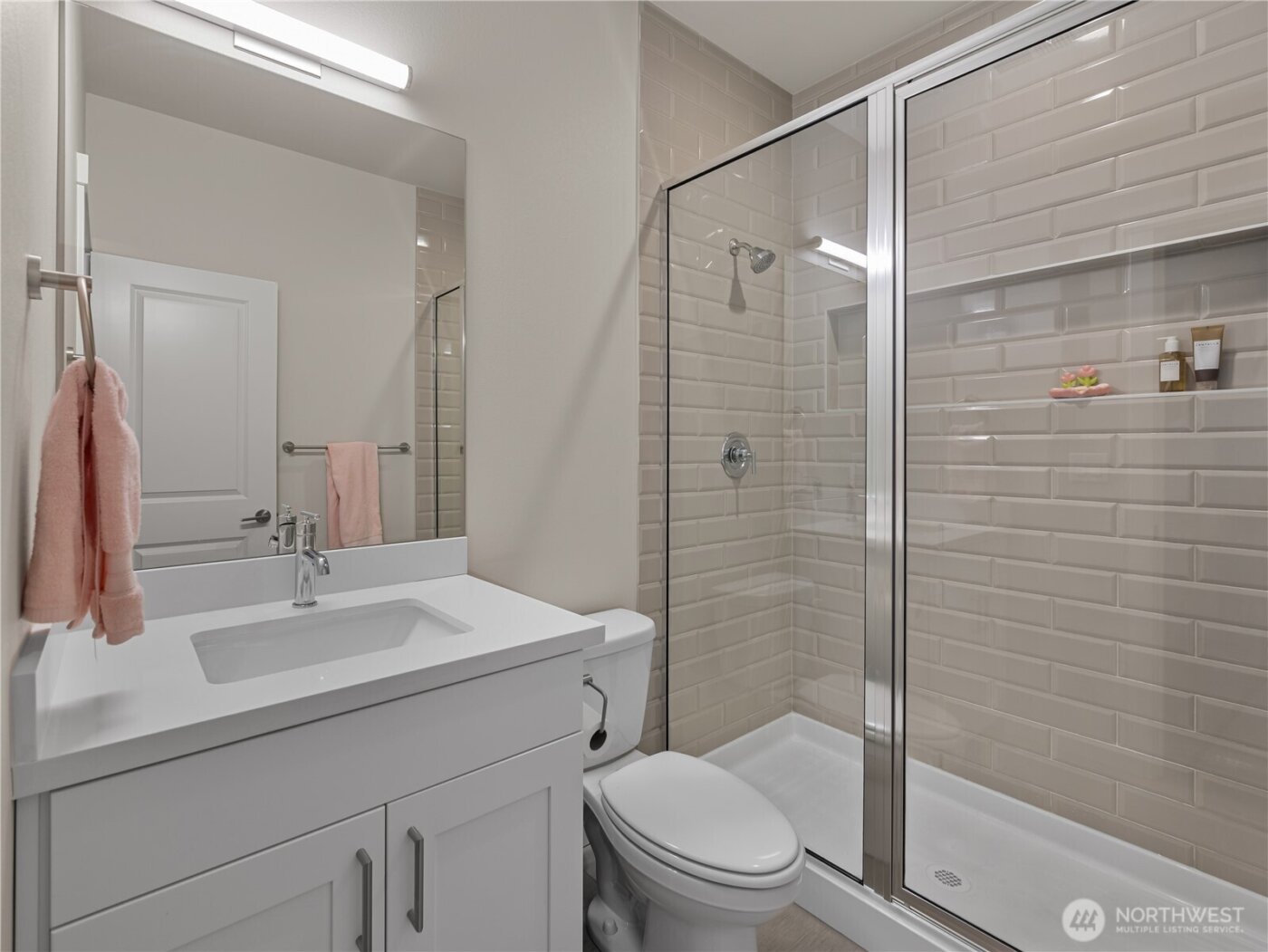 2120 SW Putnam Drive , Oak Harbor, WA 98277