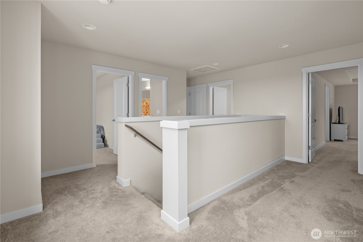 2120 SW Putnam Drive , Oak Harbor, WA 98277