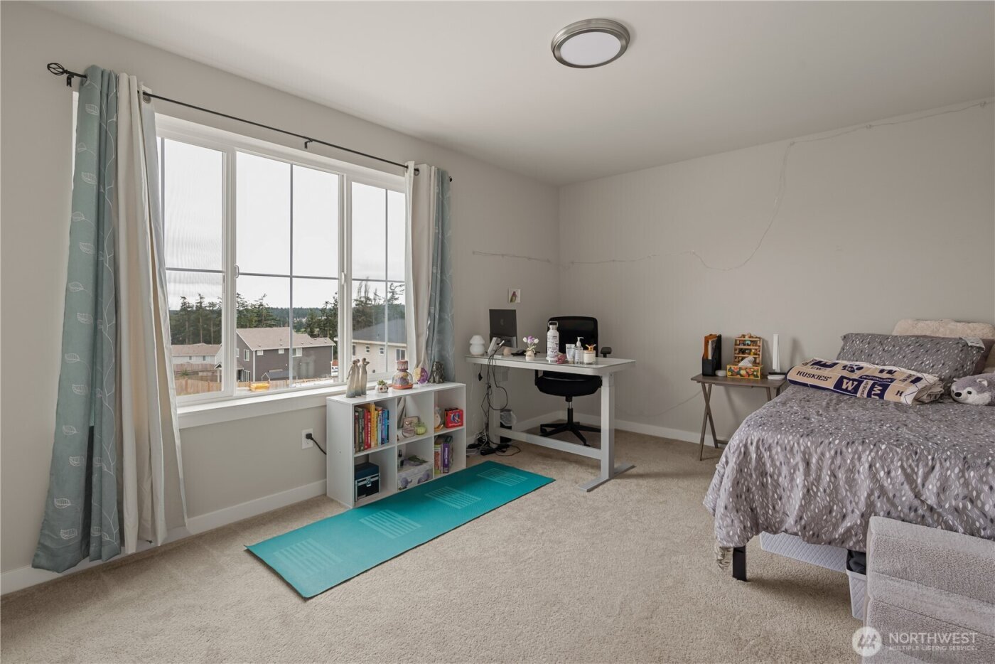 2120 SW Putnam Drive , Oak Harbor, WA 98277