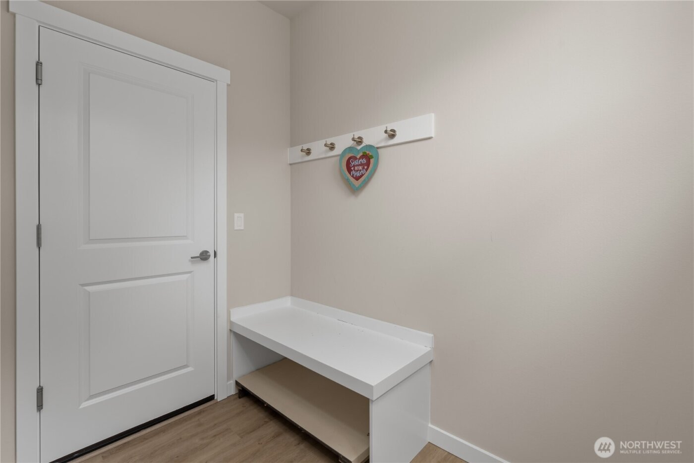 2120 SW Putnam Drive , Oak Harbor, WA 98277