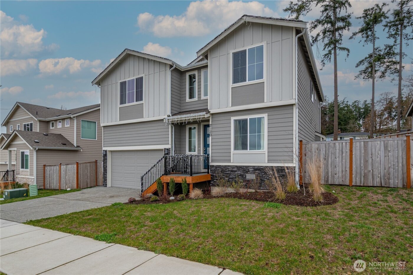 2120 SW Putnam Drive , Oak Harbor, WA 98277