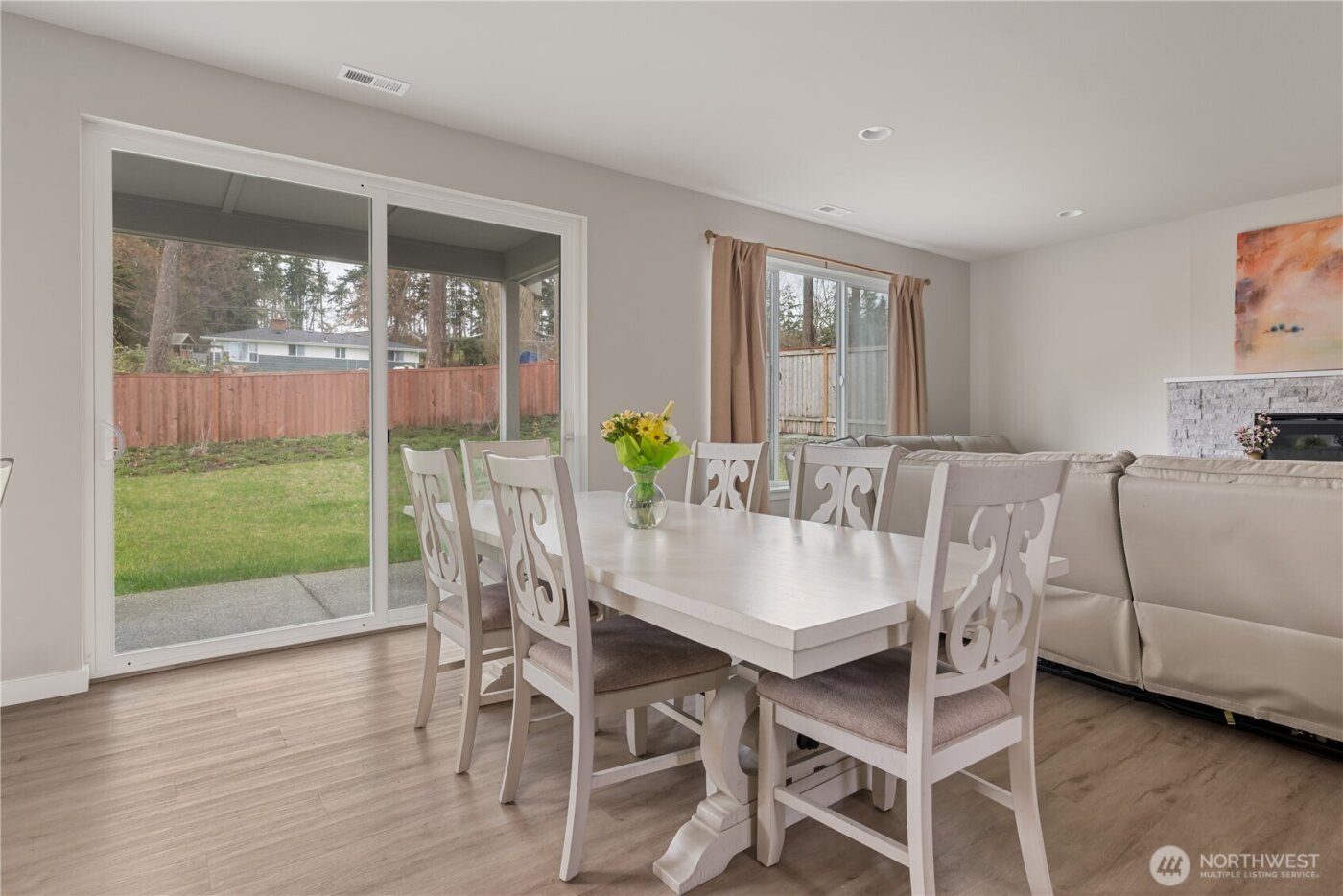 2120 SW Putnam Drive , Oak Harbor, WA 98277