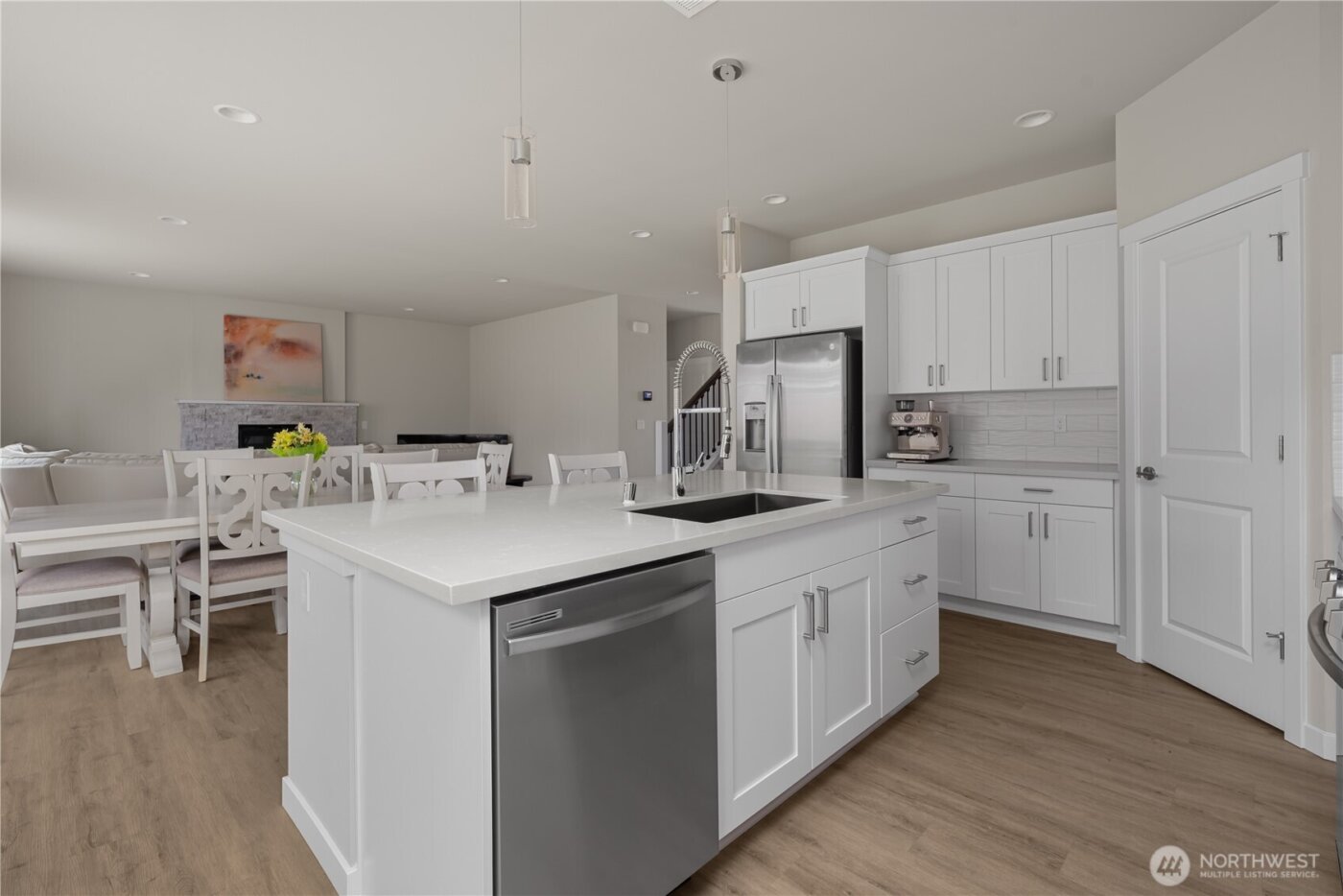 2120 SW Putnam Drive , Oak Harbor, WA 98277