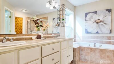 13428 NE 12th Place , Bellevue, WA 98005 - Photo 19