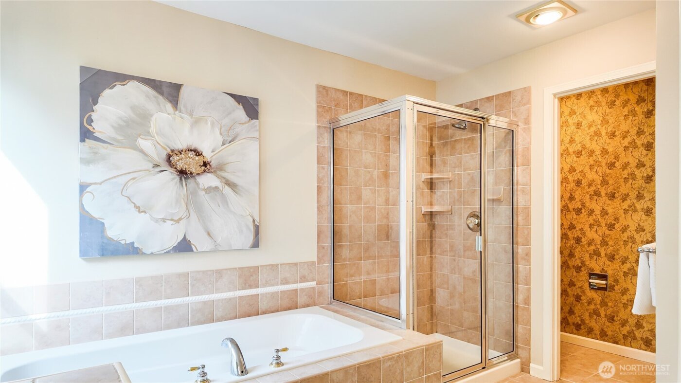 13428 NE 12th Place , Bellevue, WA 98005