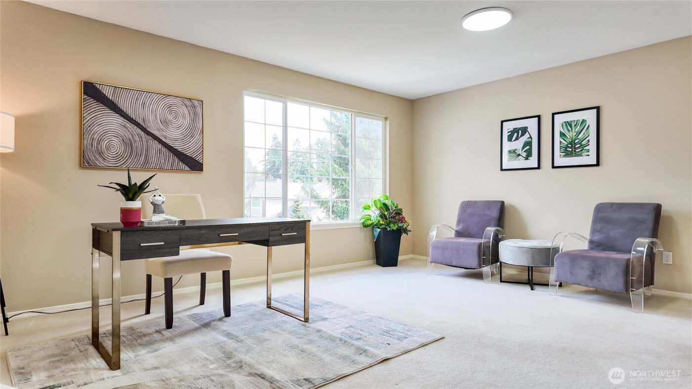 13428 NE 12th Place , Bellevue, WA 98005