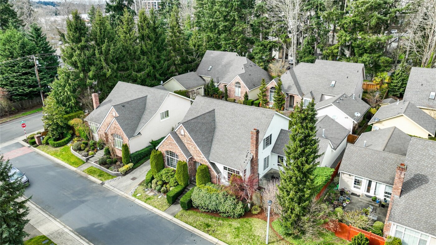 13428 NE 12th Place , Bellevue, WA 98005