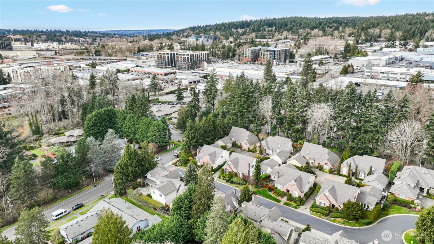 13428 NE 12th Place , Bellevue, WA 98005
