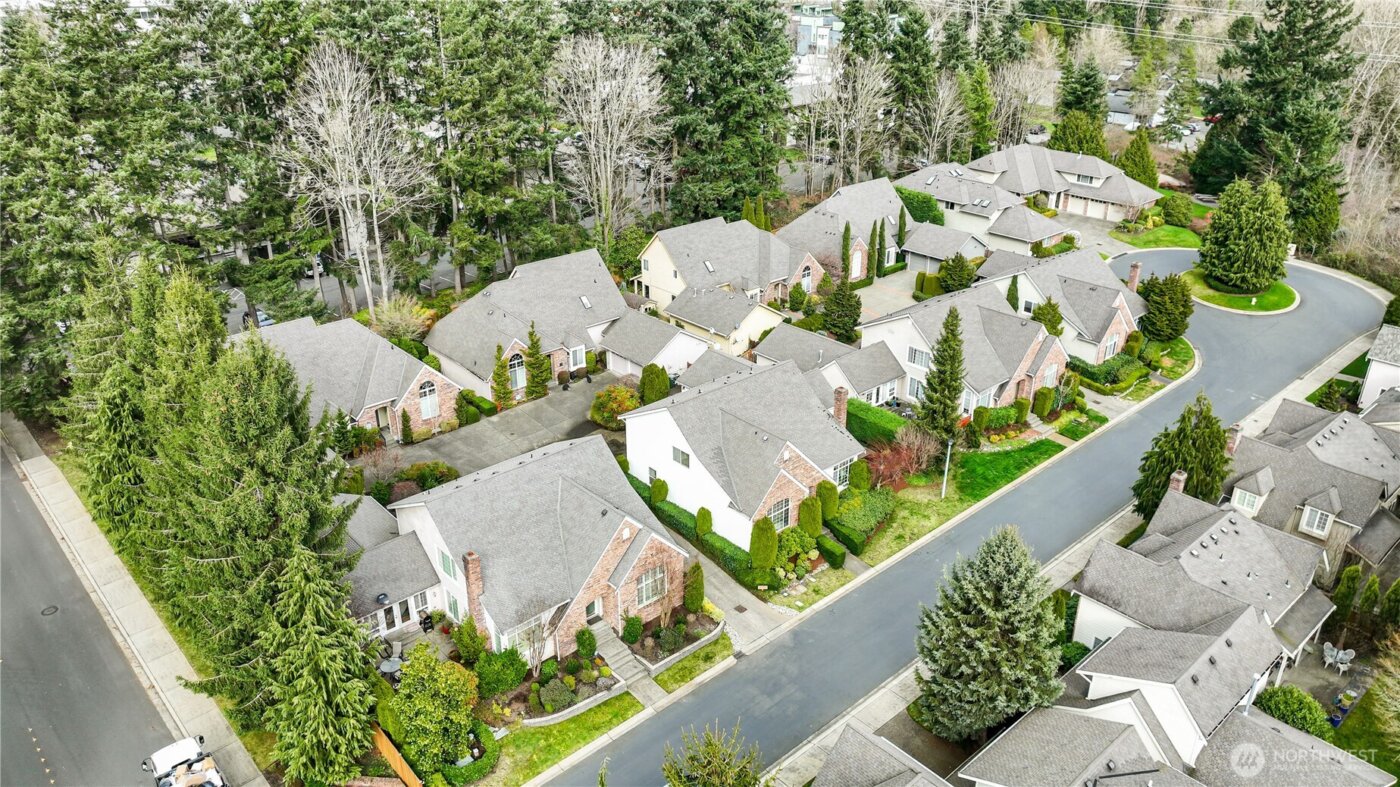 13428 NE 12th Place , Bellevue, WA 98005