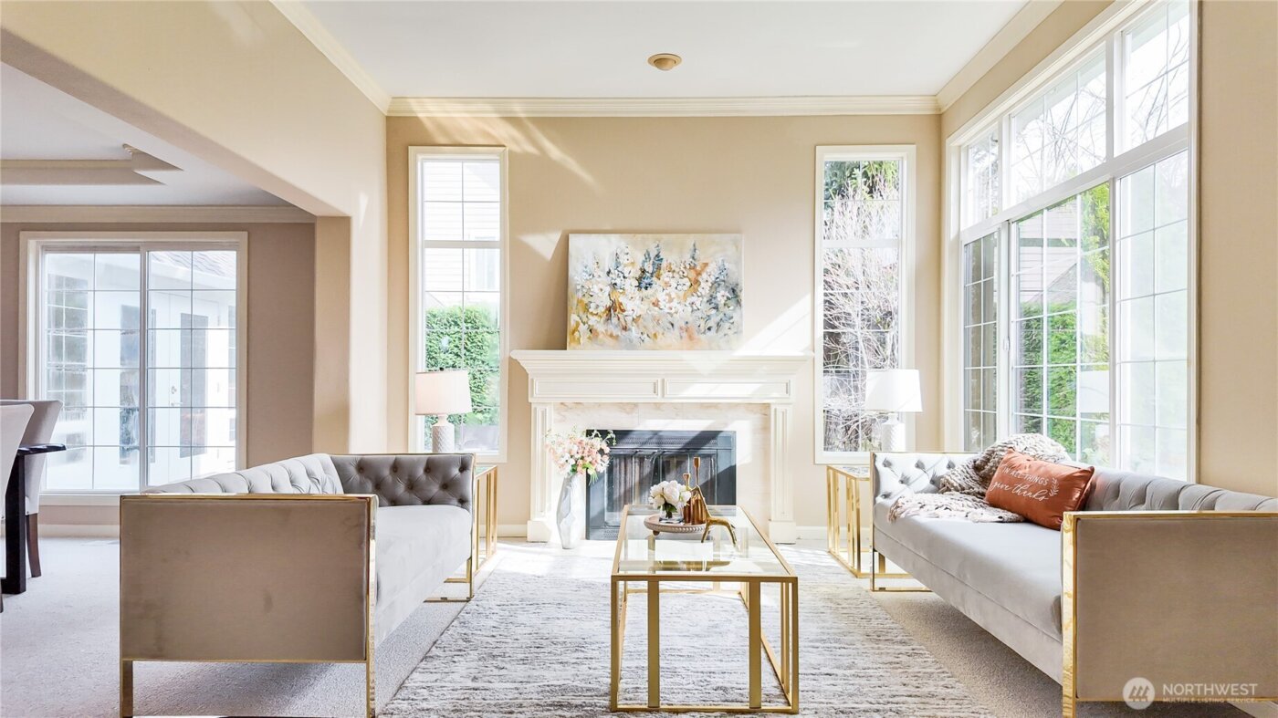 13428 NE 12th Place , Bellevue, WA 98005