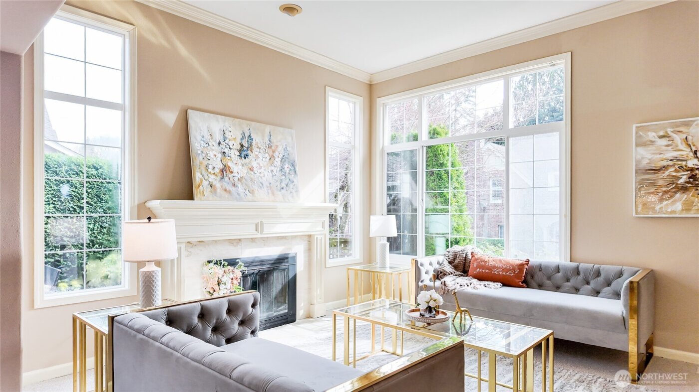 13428 NE 12th Place , Bellevue, WA 98005