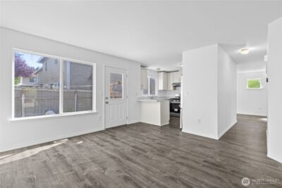 2707 S 268th Place , Kent, WA 98032 - Photo 8