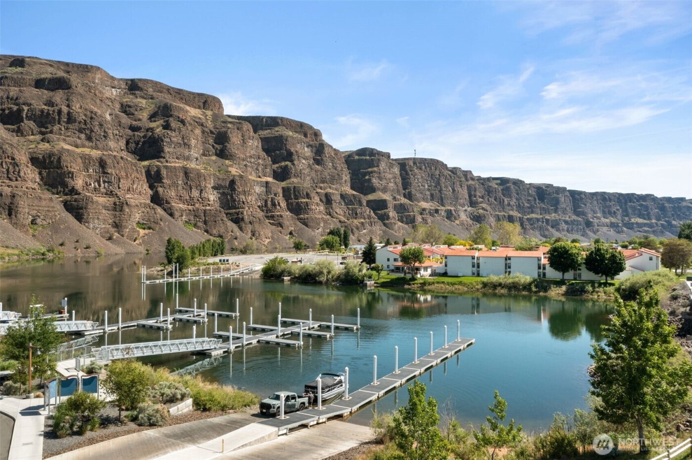 8903 Crescent Bar Road NW #101, Quincy, WA 98848