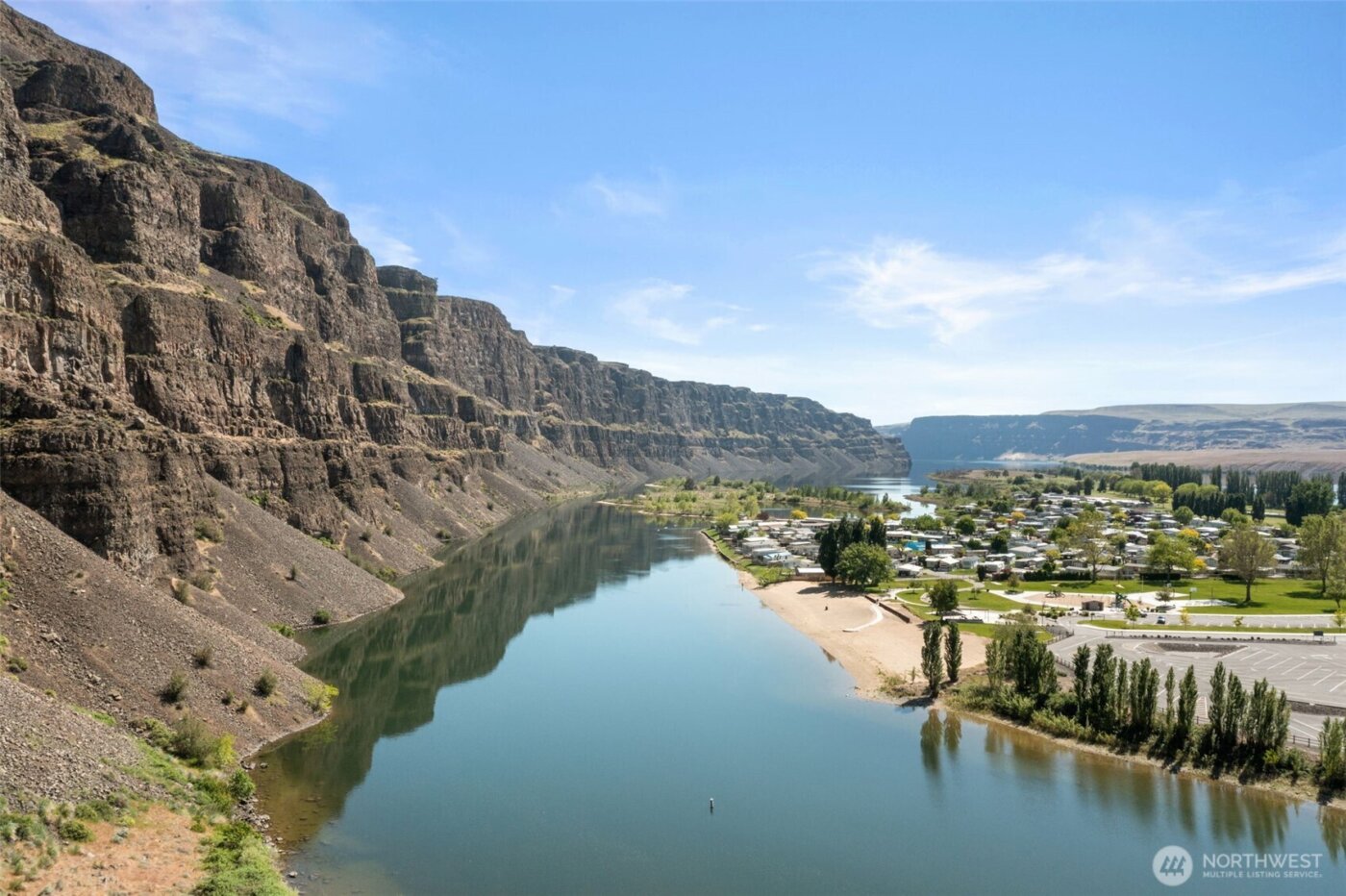 8903 Crescent Bar Road NW #101, Quincy, WA 98848