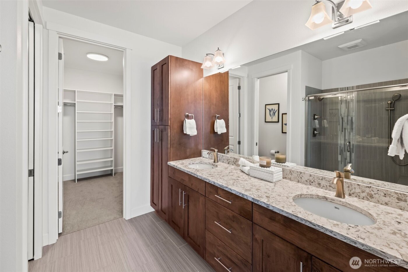 5105 Grand Loop #402, Tacoma, WA 98407