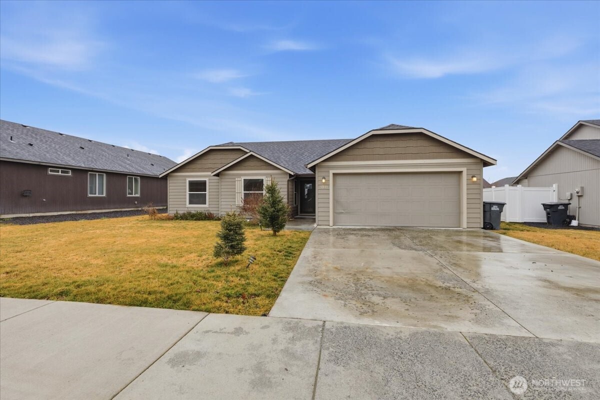 1341 E Landon Street , Moses Lake, WA 98837