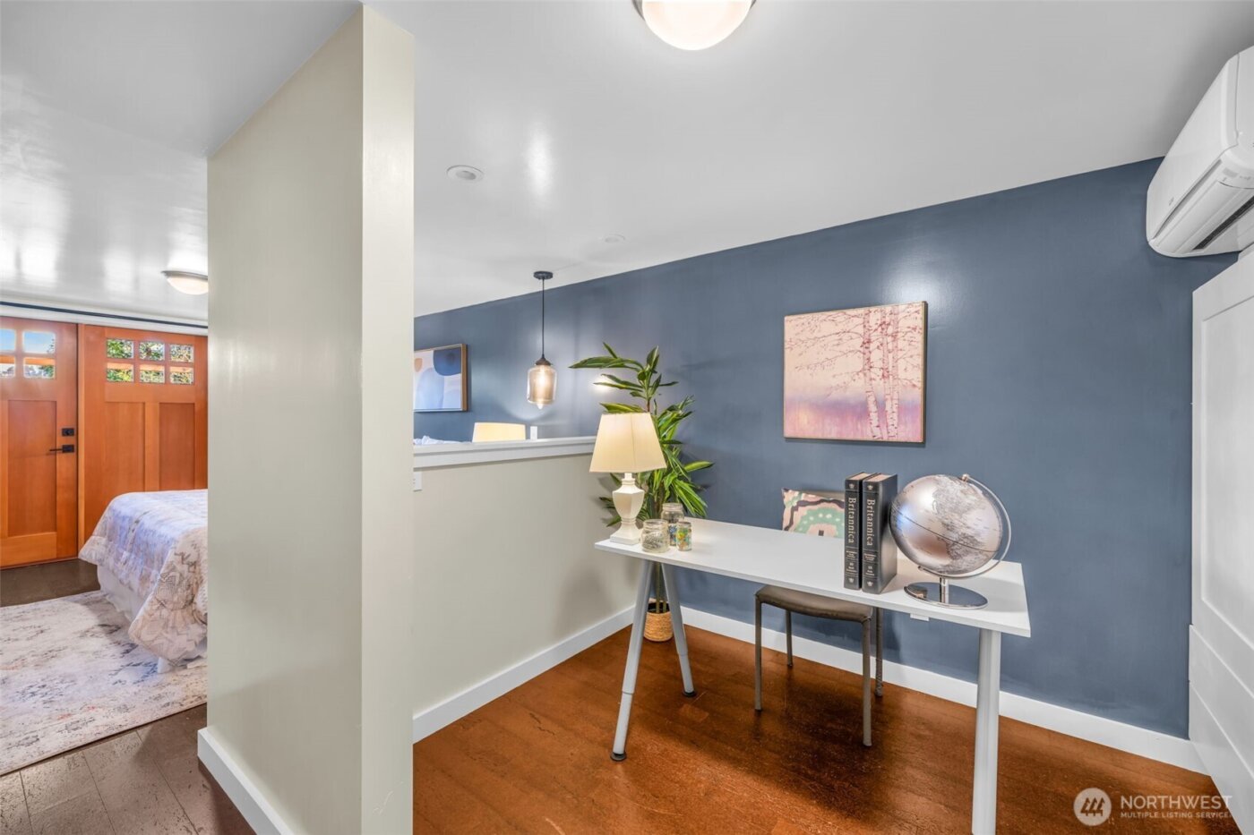 3206 22nd Avenue W, Seattle, WA 98199