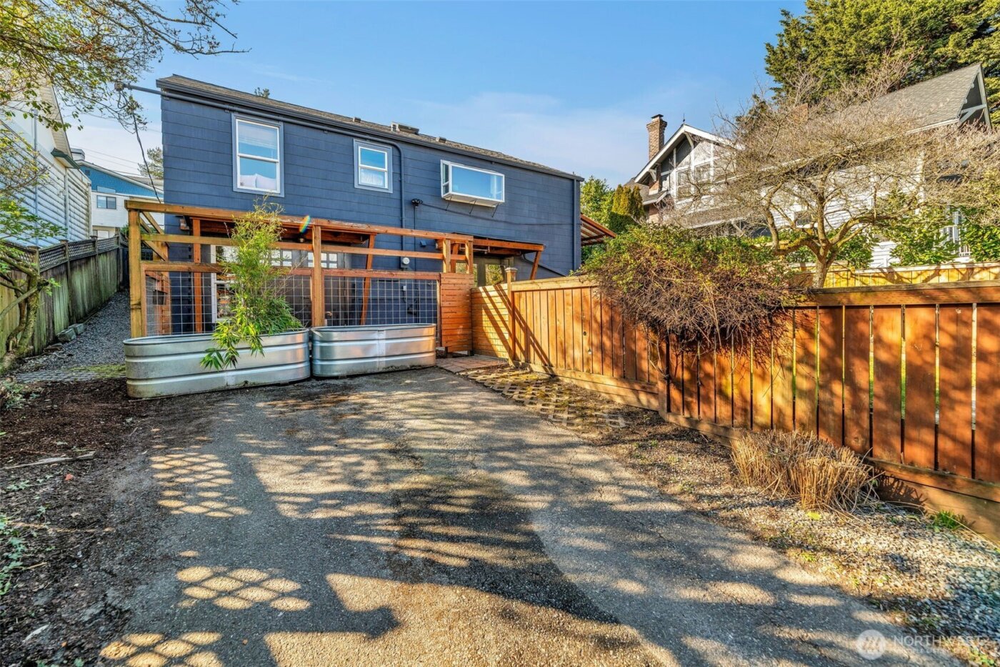 3206 22nd Avenue W, Seattle, WA 98199