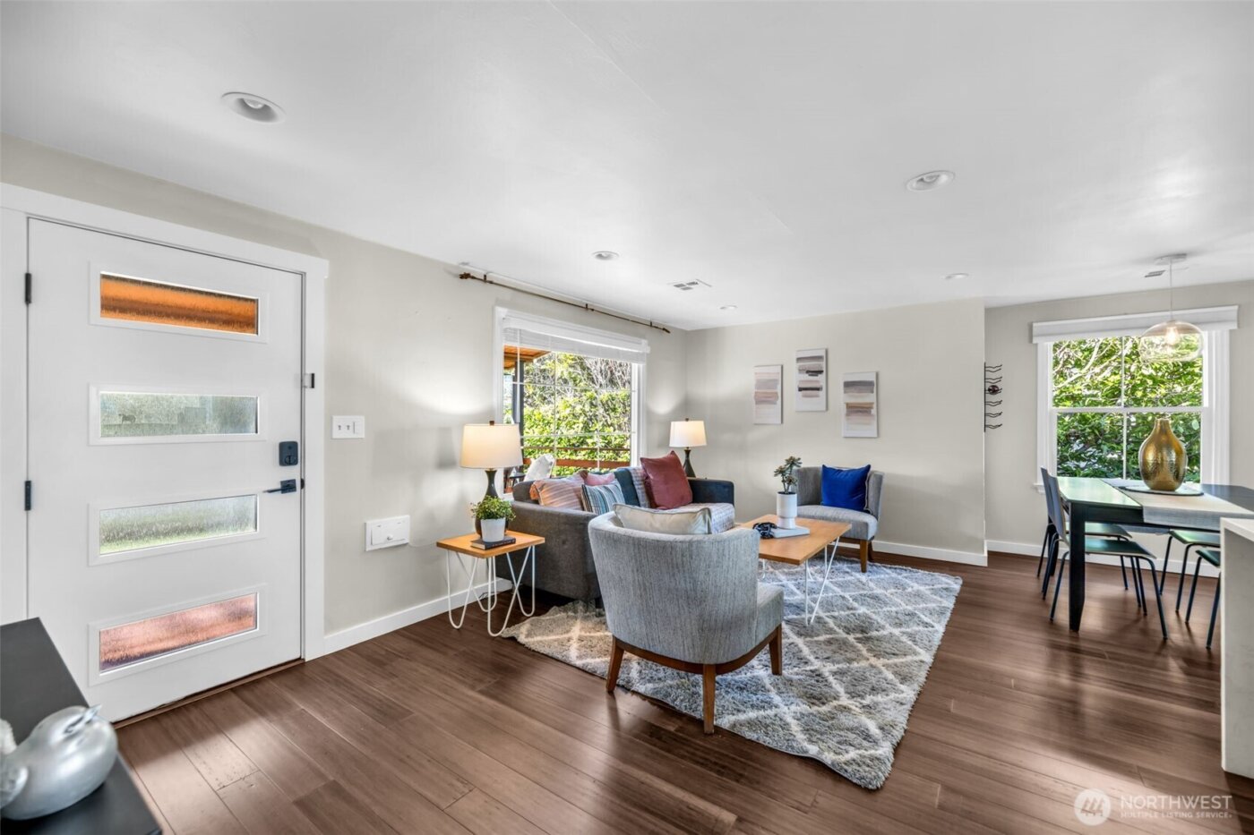 3206 22nd Avenue W, Seattle, WA 98199