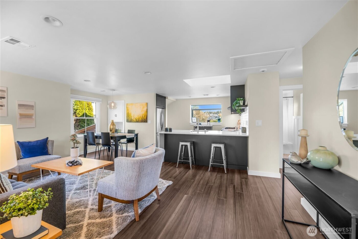 3206 22nd Avenue W, Seattle, WA 98199