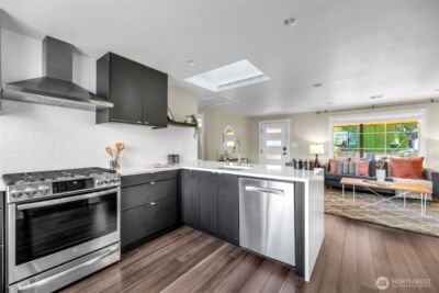 3206 22nd Avenue W, Seattle, WA 98199 - Photo 9