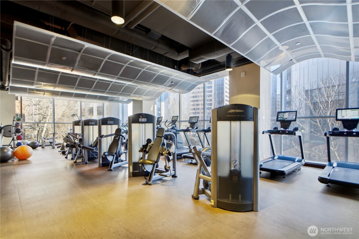 737 Olive Way #2808, Seattle, WA 98101