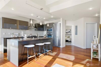 737 Olive Way #2808, Seattle, WA 98101 - Photo 5