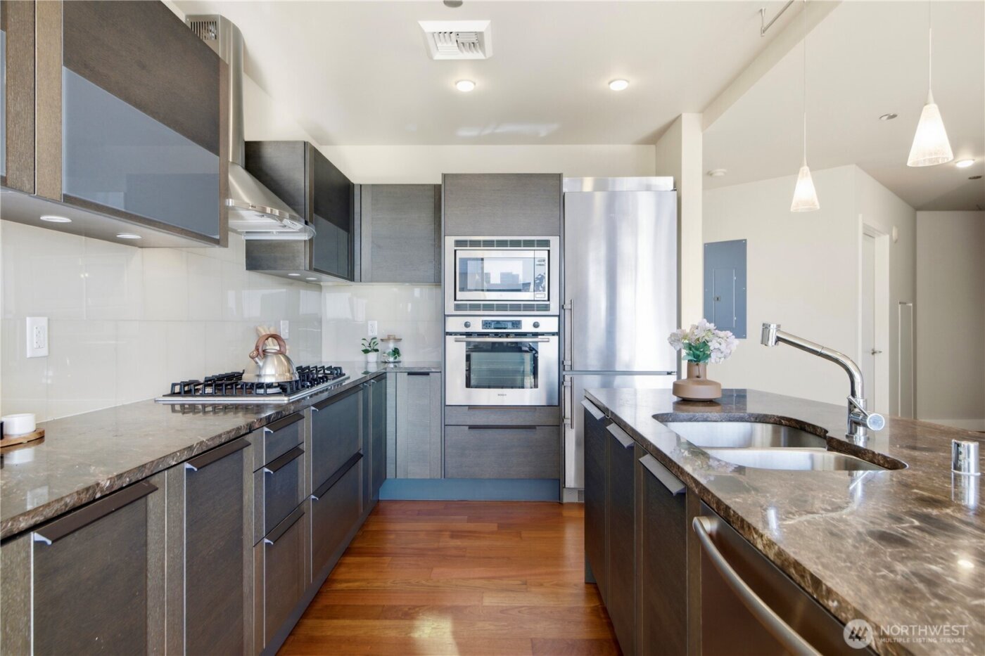 737 Olive Way #2808, Seattle, WA 98101