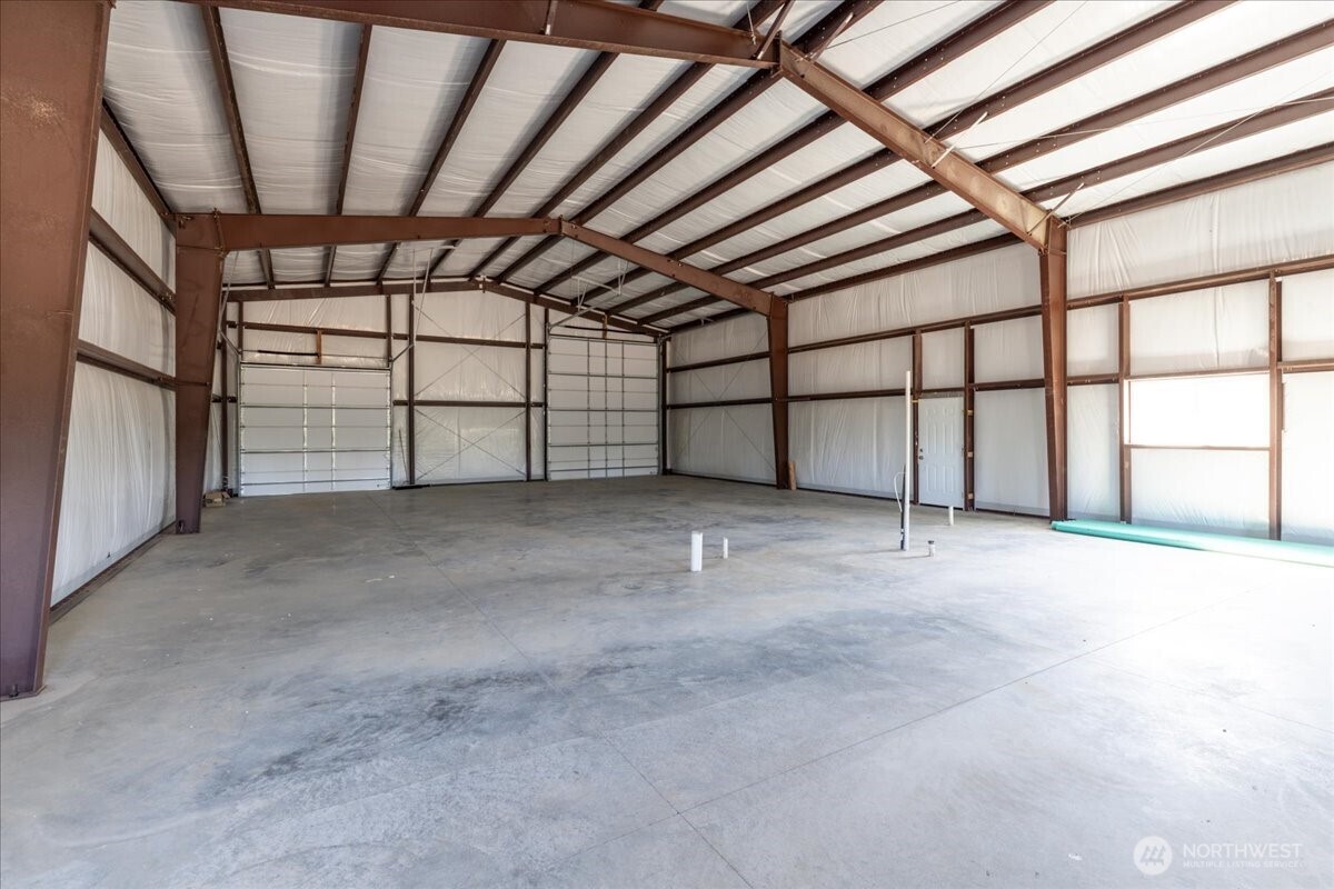35000 Miles Creston Road N, Creston, WA 99117