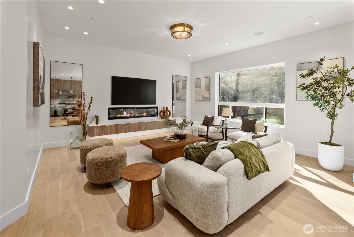 13462 A Woodinville-Redmond Road , Woodinville, WA 98052