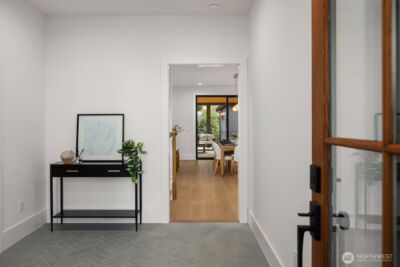 2615 NE 87th Street , Seattle, WA 98115 - Photo 3