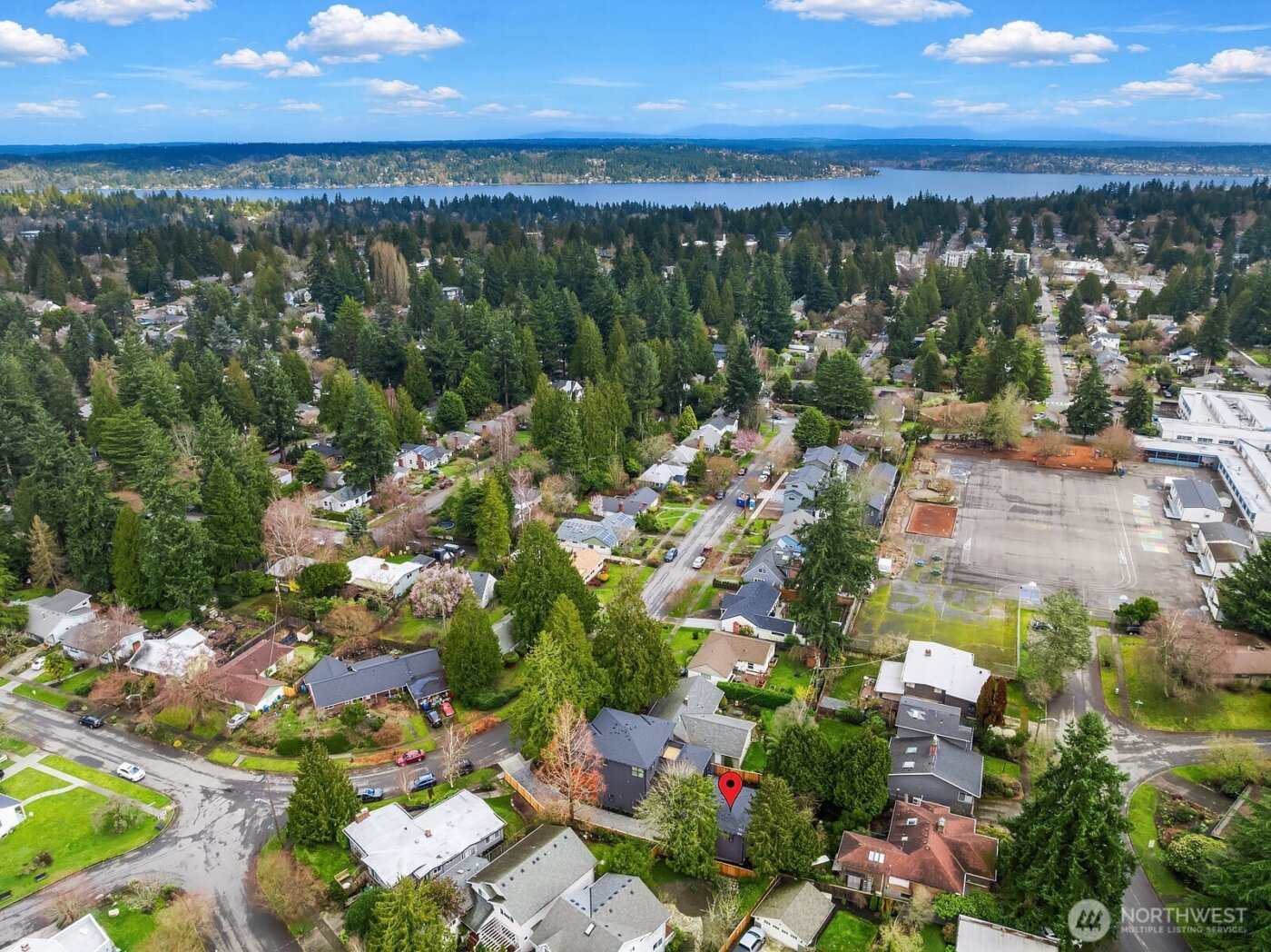 2615 NE 87th Street , Seattle, WA 98115