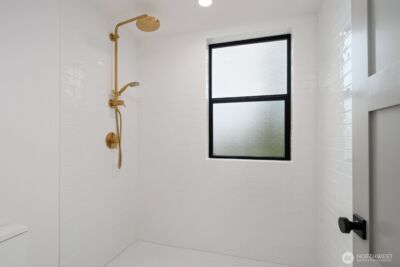 2613 NE 87th Street , Seattle, WA 98115 - Photo 8