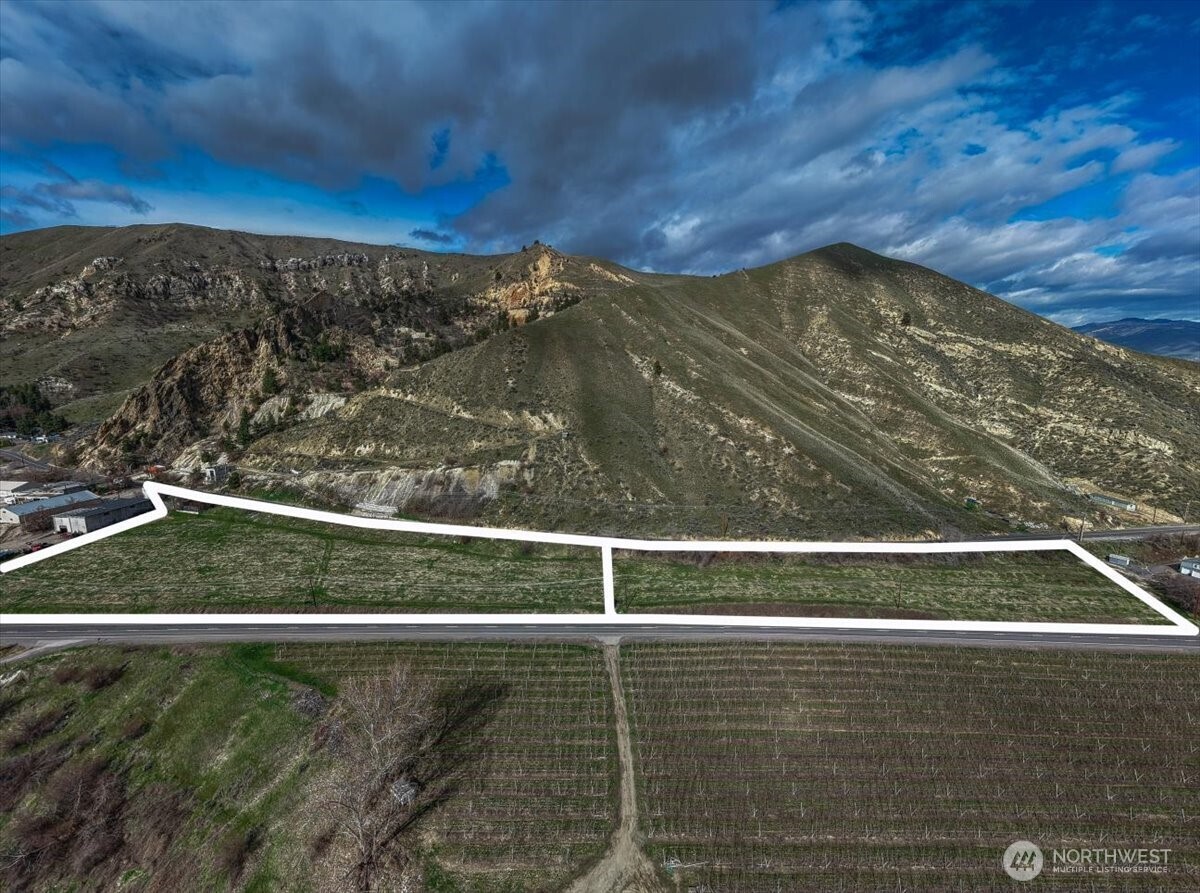 3 Methow Street , Wenatchee, WA 98801