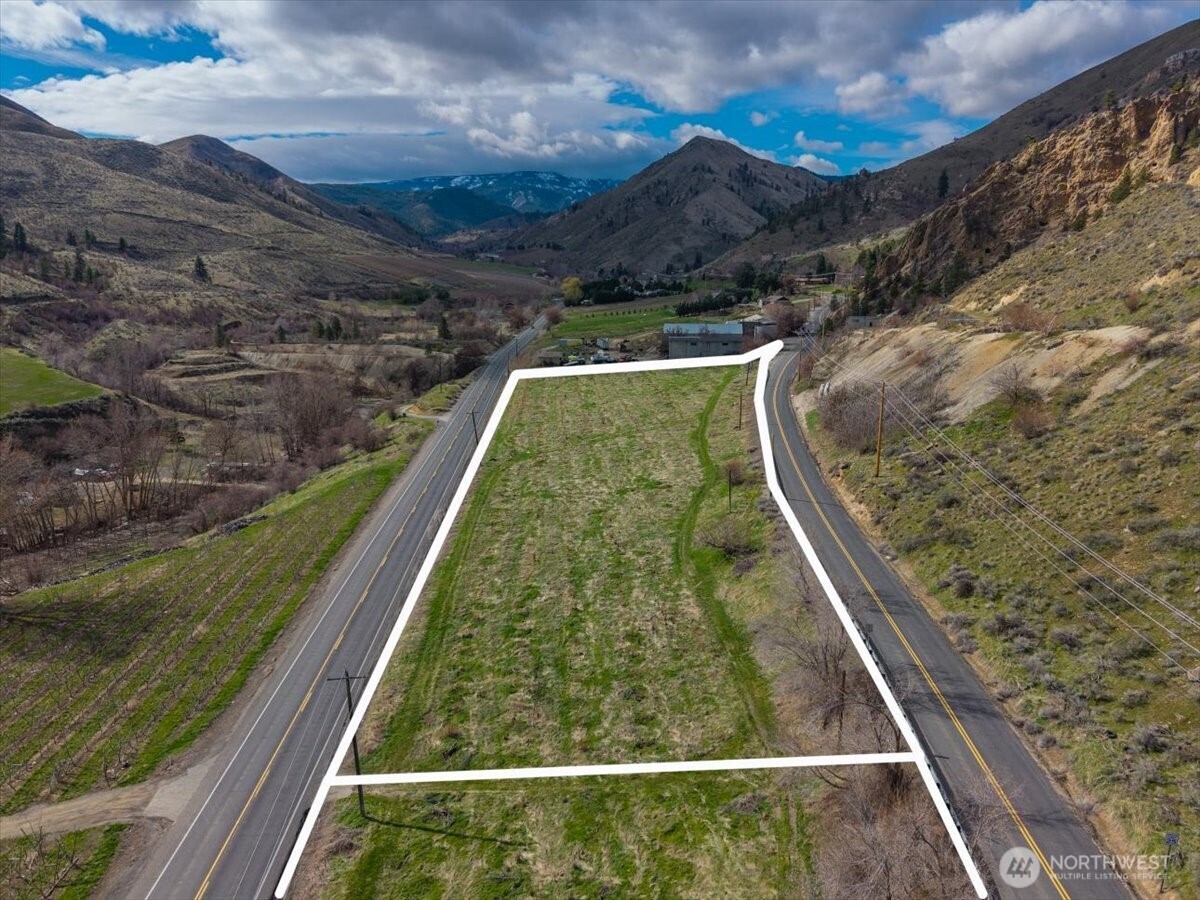 3 Methow Street , Wenatchee, WA 98801