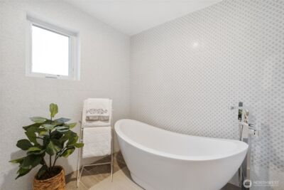 9615 NE 26th Street , Clyde Hill, WA 98004 - Photo 20