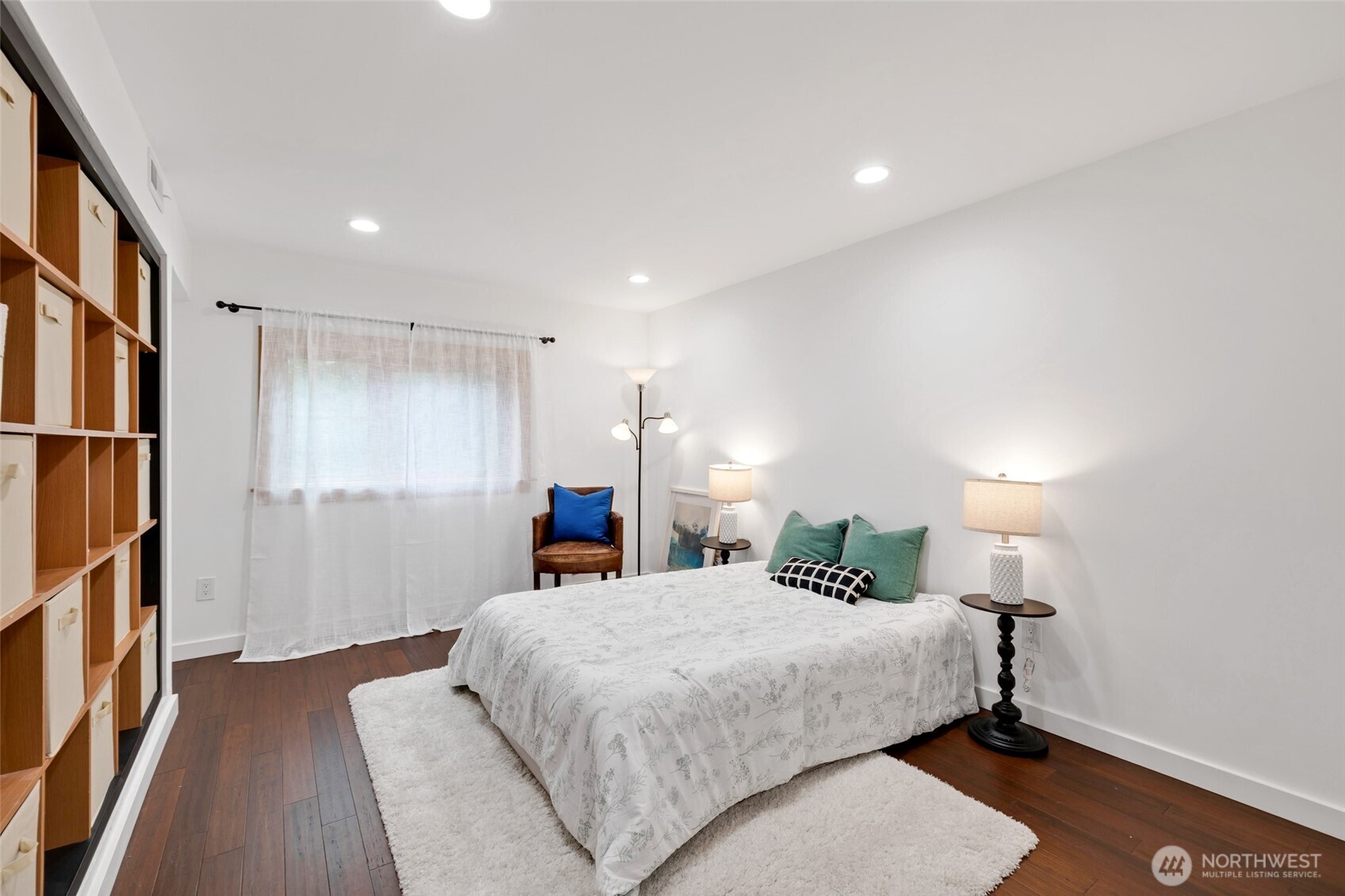 9615 NE 26th Street , Clyde Hill, WA 98004
