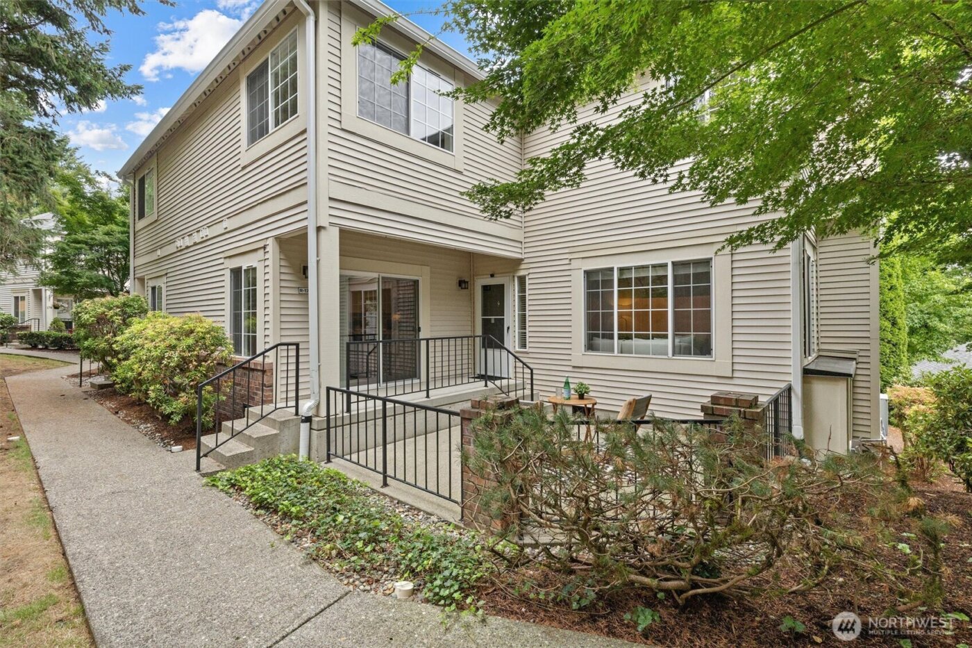 10909 Avondale Road NE #R170, Redmond, WA 98052