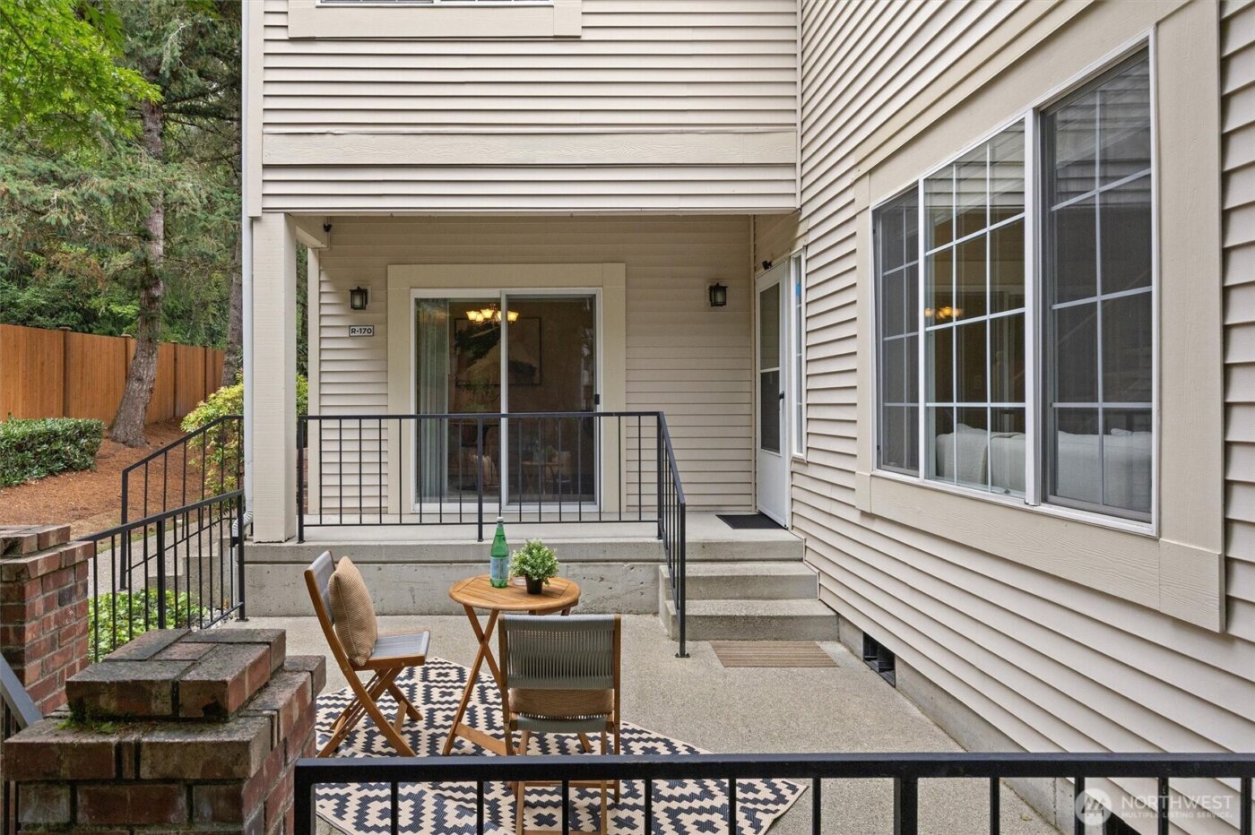 10909 Avondale Road NE #R170, Redmond, WA 98052