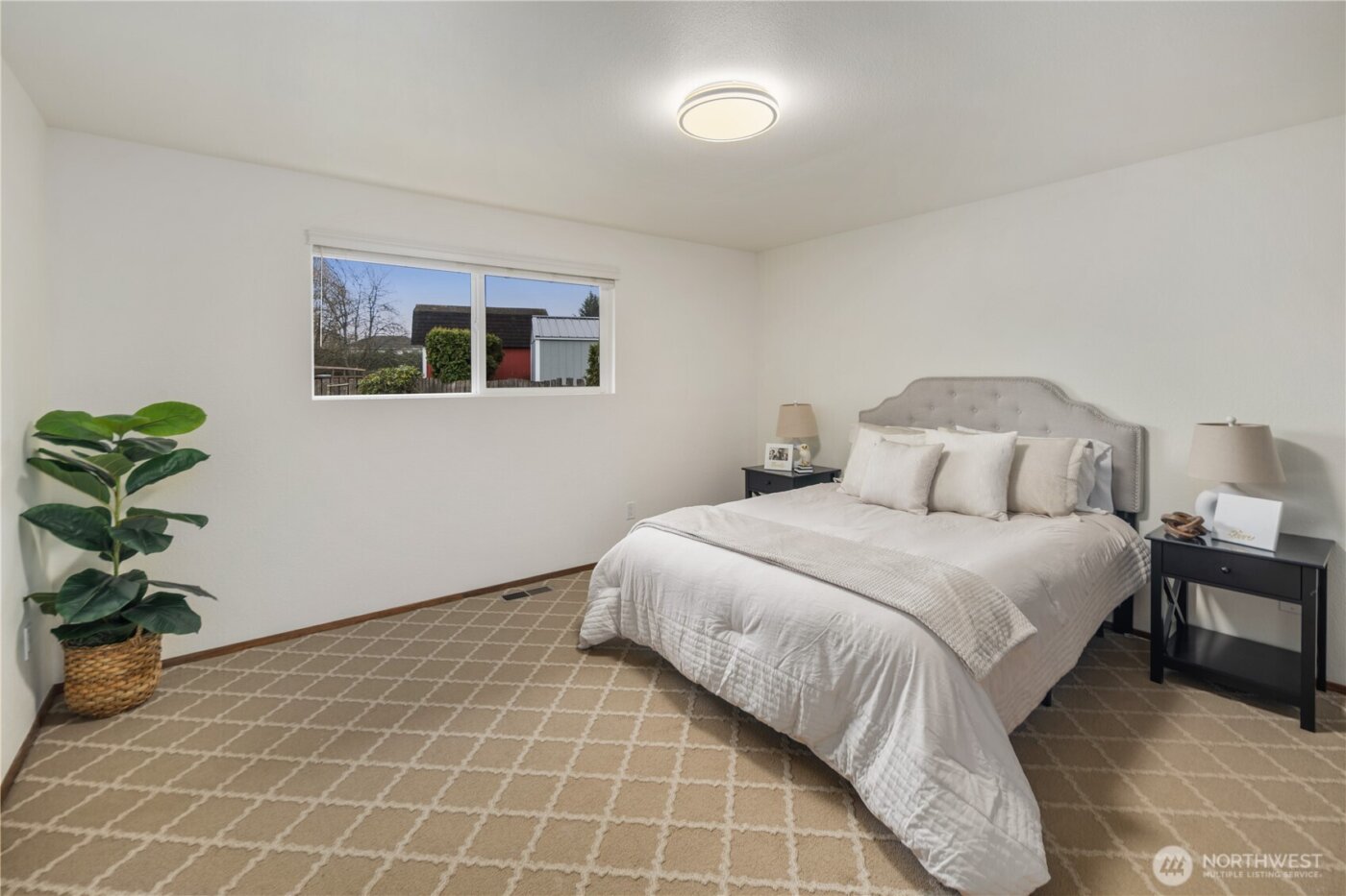 811 16Th Street NW, Puyallup, WA 98371