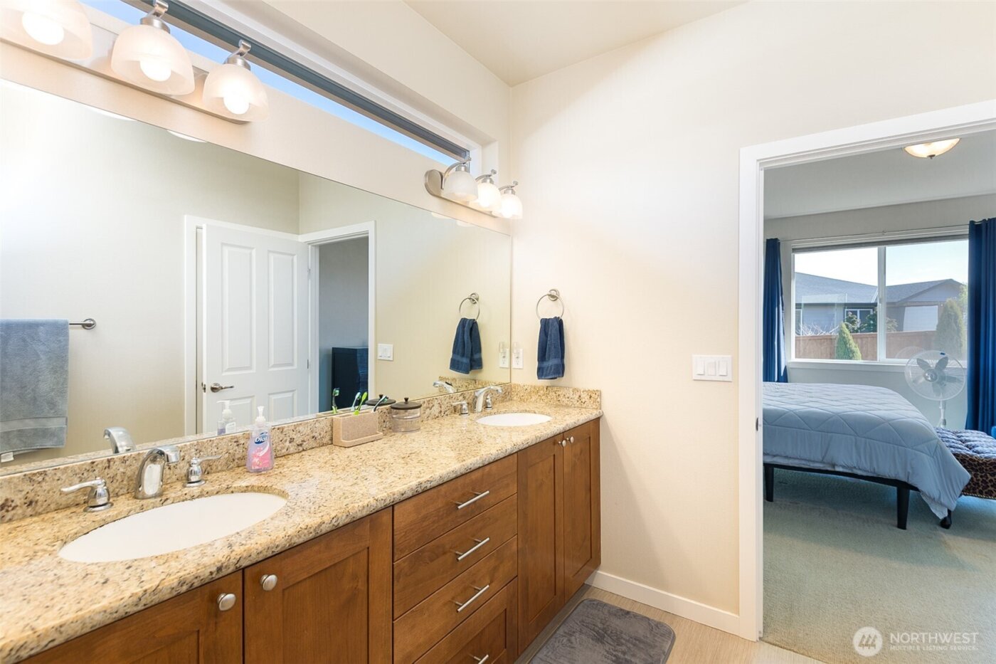 271 Blue Glacier Loop , Sequim, WA 98382