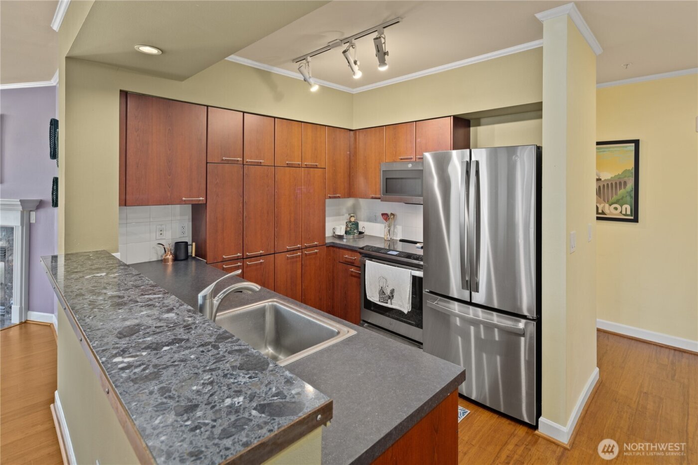 5001 California Avenue SW #202, Seattle, WA 98136