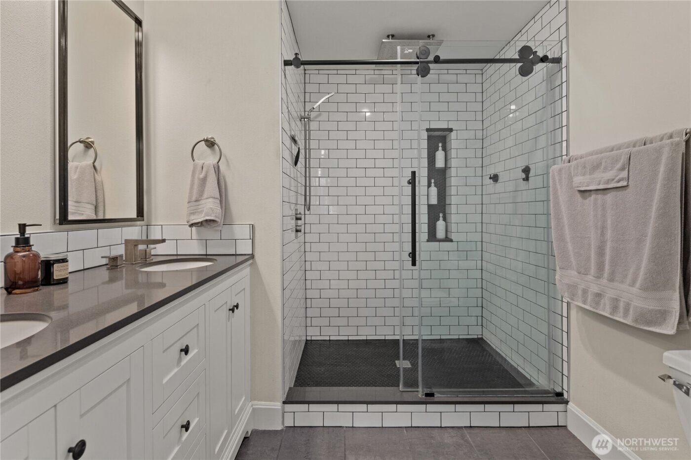 5001 California Avenue SW #202, Seattle, WA 98136