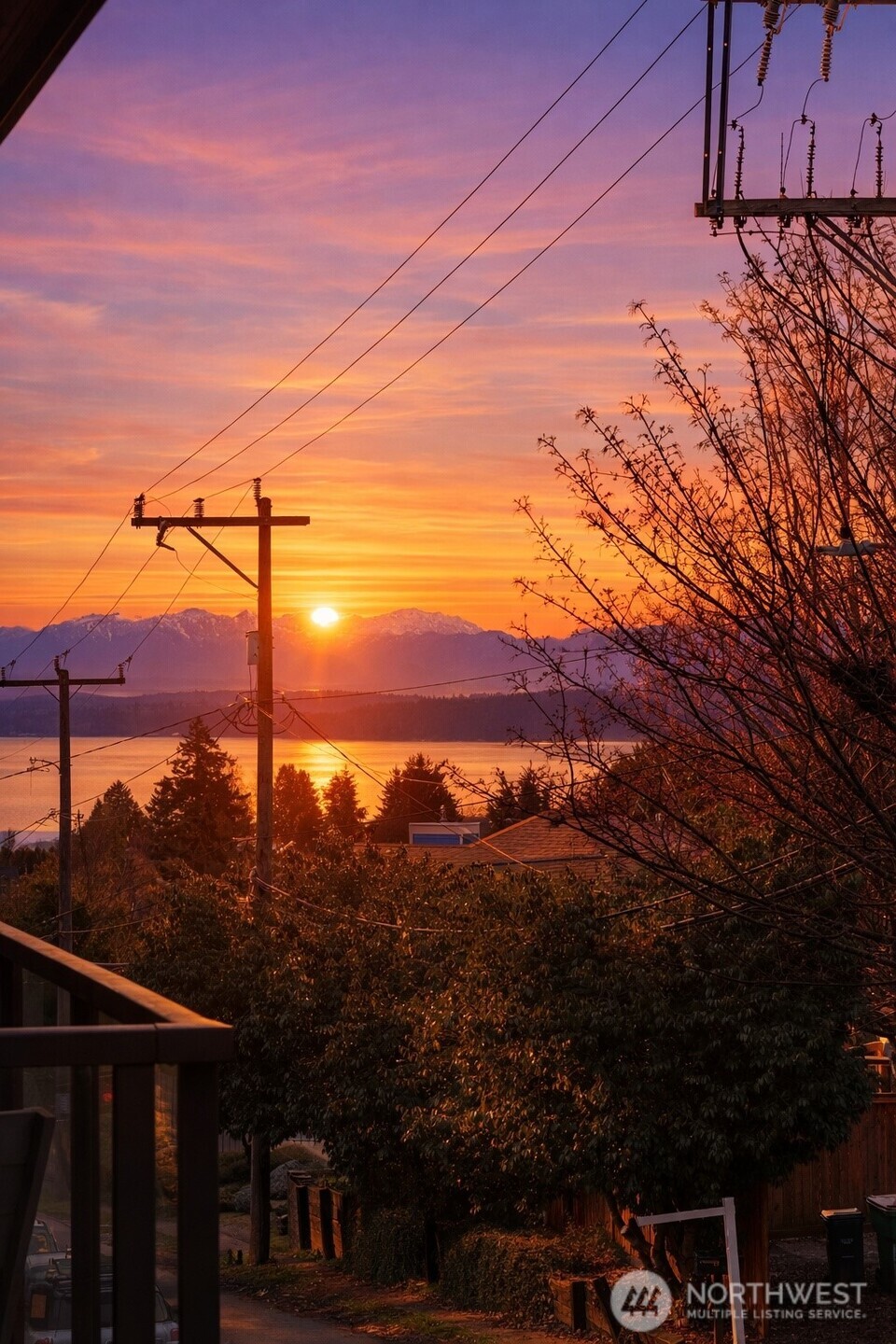 5001 California Avenue SW #202, Seattle, WA 98136