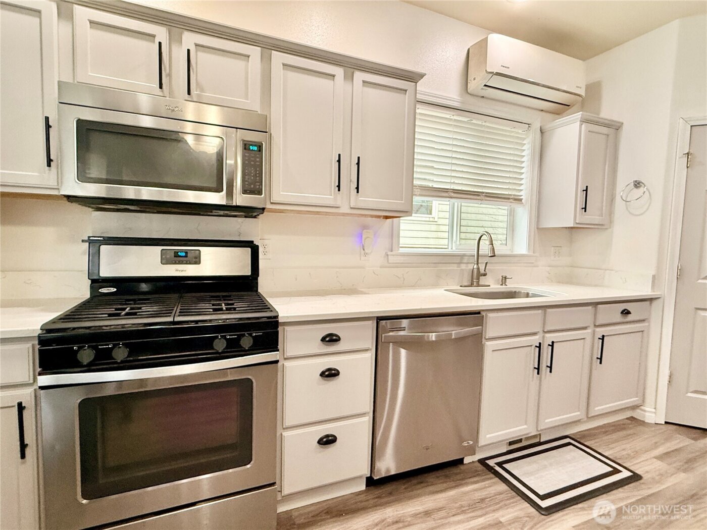 736 G Street SW, Tumwater, WA 98512