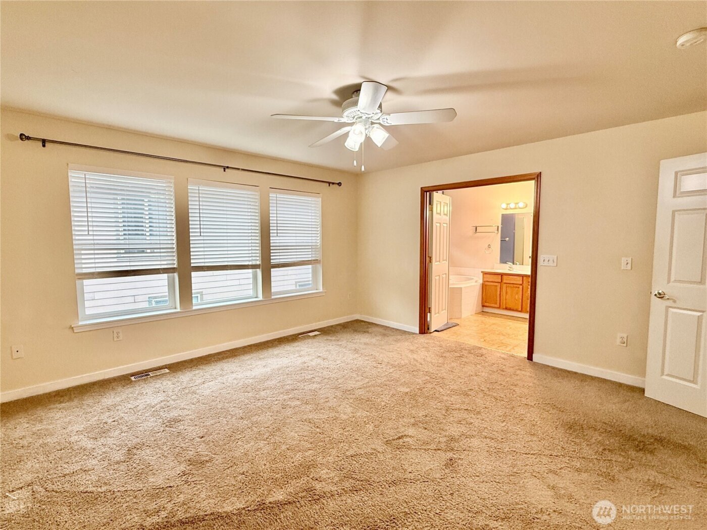 736 G Street SW, Tumwater, WA 98512